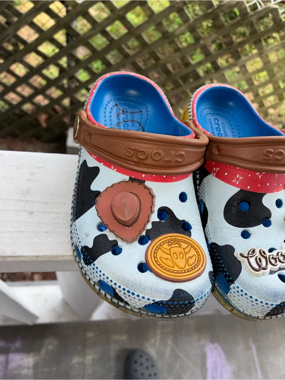 CROCS Kids Woody Cow-Print Clogs in Light Blue, Brown & Red